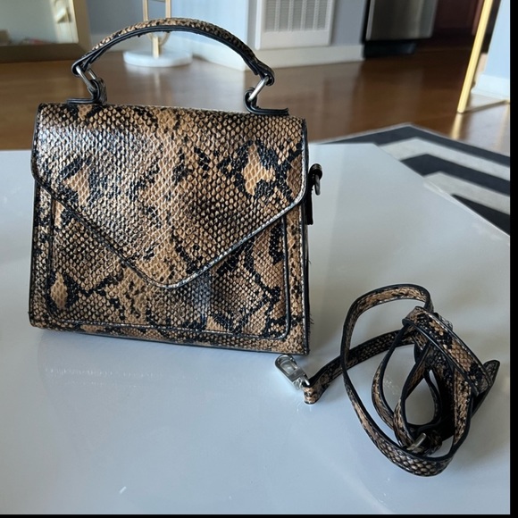 Urban outfitters brown snake print purse - Picture 2 of 3